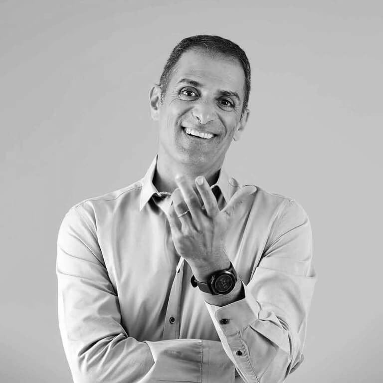 איציק לוי מאמן ופרפורמר תקשורת בינאישית ארגונית אפקטיבית