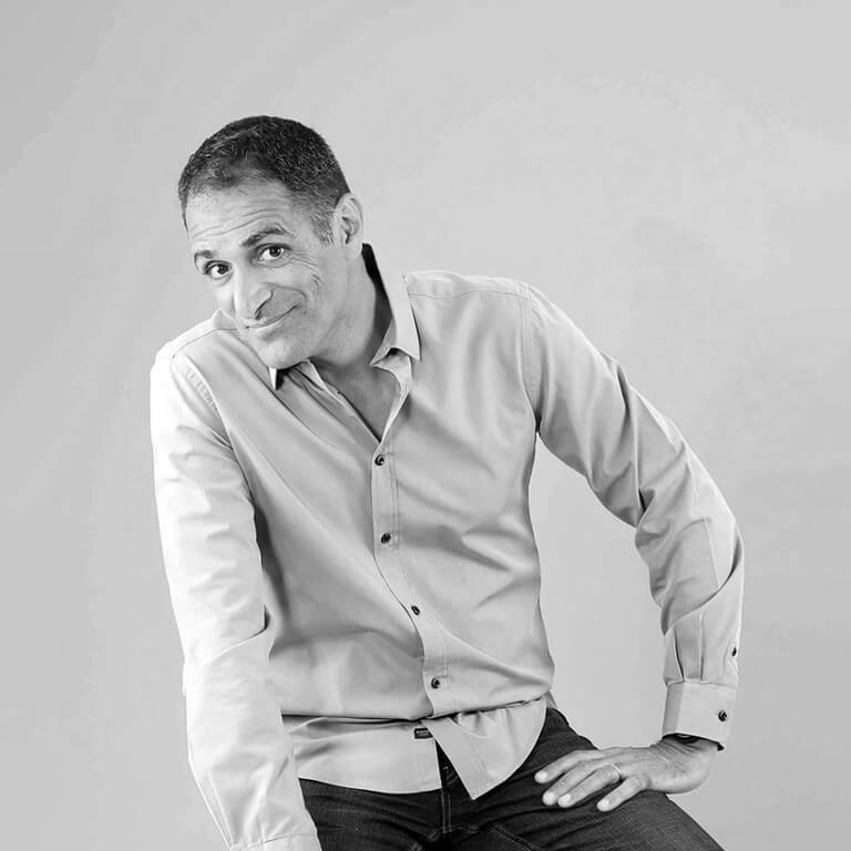 איציק לוי מאמן ופרפורמר תקשורת בינאישית ארגונית אפקטיבית